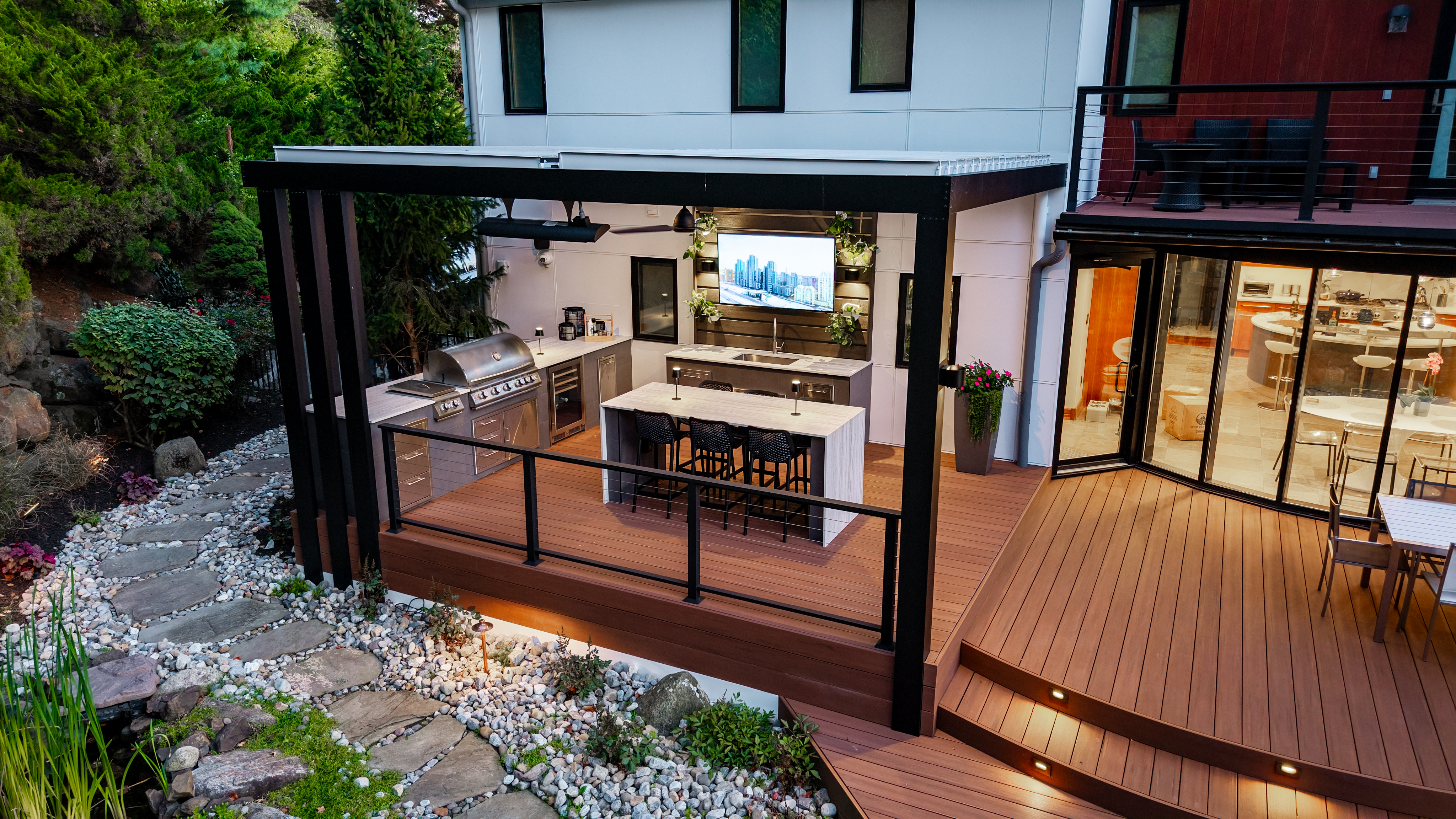 Patios, Decks & Walkways in Sacramento - Royal Driveway Cleaning